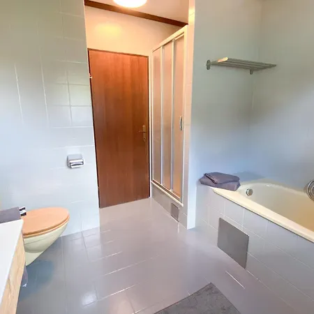 Haus Traun-ufer - Riverside Townhouse *