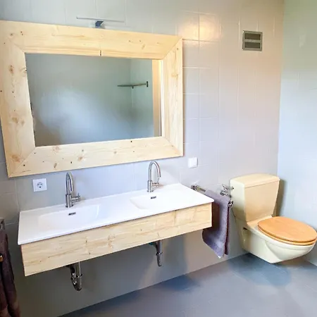 Haus Traun-ufer - Riverside Townhouse