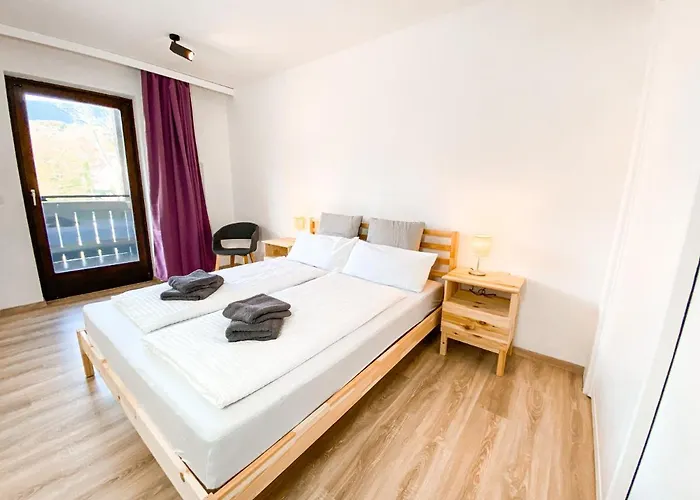 Haus Traun-ufer - Riverside Townhouse * Бад-Ишль