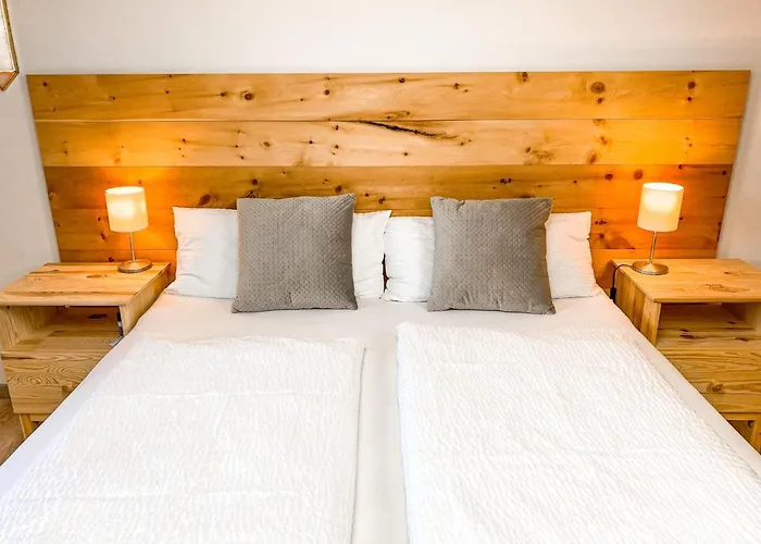 Апартаменты Haus Traun-ufer - Riverside Townhouse