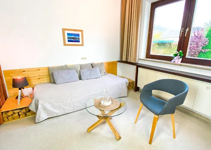 Haus Traun-ufer - Riverside Townhouse